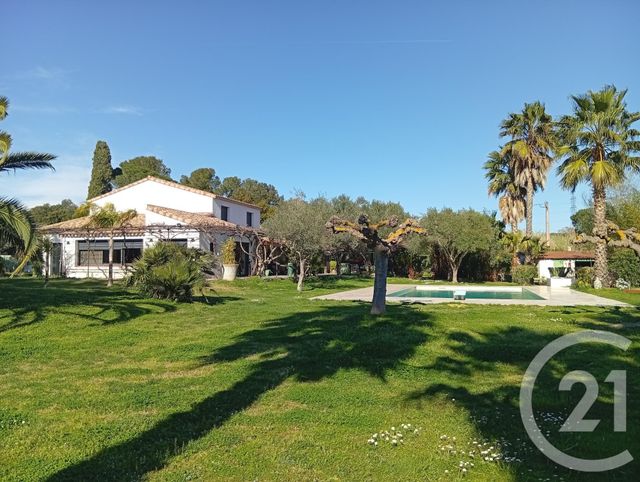 maison à vendre - 6 pièces - 262.0 m2 - ROQUEBRUNE SUR ARGENS - 83 - PROVENCE-ALPES-COTE-D-AZUR - Century 21 Sud Habitat