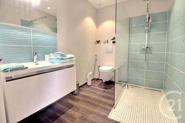 maison à vendre - 6 pièces - 262.0 m2 - ROQUEBRUNE SUR ARGENS - 83 - PROVENCE-ALPES-COTE-D-AZUR - Century 21 Sud Habitat