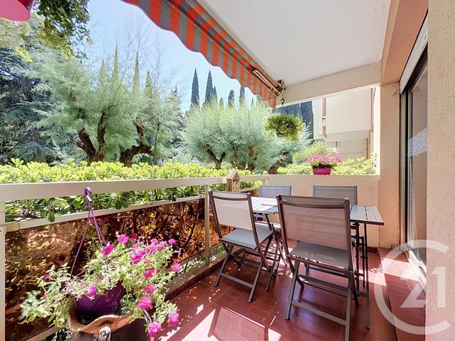 Appartement F3 à vendre ST RAPHAEL