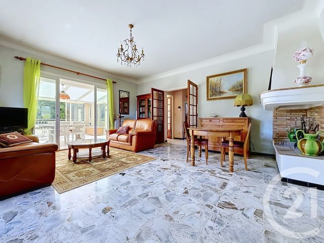 maison à vendre - 5 pièces - 165.27 m2 - ST RAPHAEL - 83 - PROVENCE-ALPES-COTE-D-AZUR - Century 21 Sud Habitat