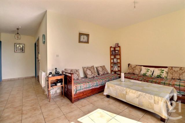 Appartement F4 à vendre - 4 pièces - 83.95 m2 - FREJUS - 83 - PROVENCE-ALPES-COTE-D-AZUR - Century 21 Sud Habitat