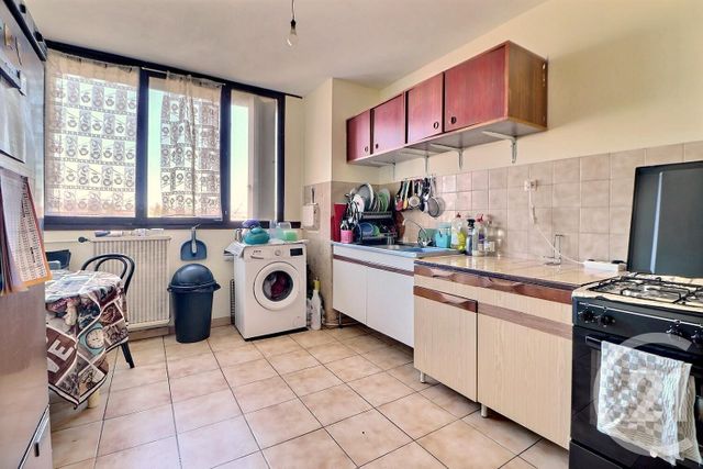 Appartement F4 à vendre - 4 pièces - 83.95 m2 - FREJUS - 83 - PROVENCE-ALPES-COTE-D-AZUR - Century 21 Sud Habitat