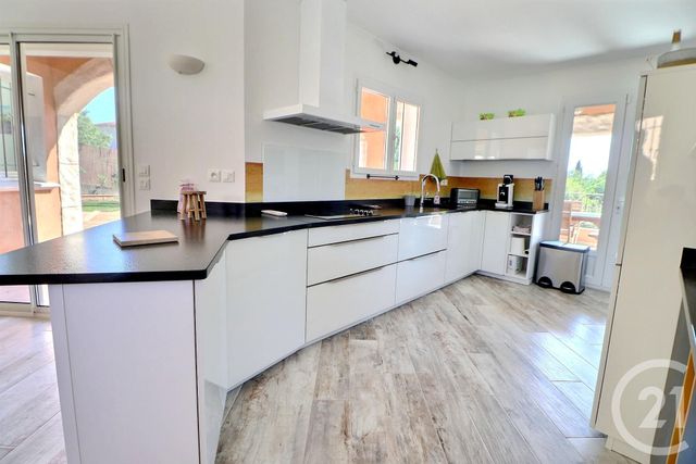 maison à vendre - 4 pièces - 125.0 m2 - ST RAPHAEL - 83 - PROVENCE-ALPES-COTE-D-AZUR - Century 21 Sud Habitat