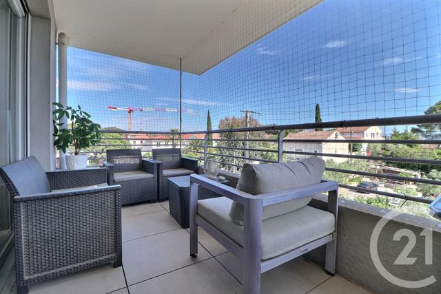 Appartement F2 à vendre PUGET SUR ARGENS