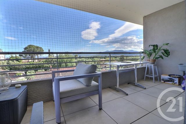 Appartement F2 à vendre - 2 pièces - 43.91 m2 - PUGET SUR ARGENS - 83 - PROVENCE-ALPES-COTE-D-AZUR - Century 21 Sud Habitat