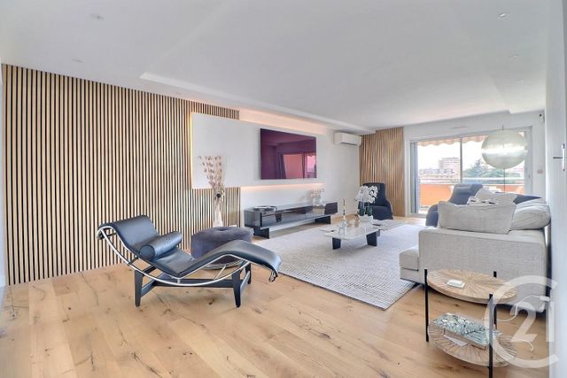 Appartement F3 à vendre - 3 pièces - 68.49 m2 - FREJUS - 83 - PROVENCE-ALPES-COTE-D-AZUR - Century 21 Sud Habitat