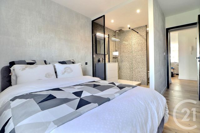 Appartement F3 à vendre - 3 pièces - 68.49 m2 - FREJUS - 83 - PROVENCE-ALPES-COTE-D-AZUR - Century 21 Sud Habitat