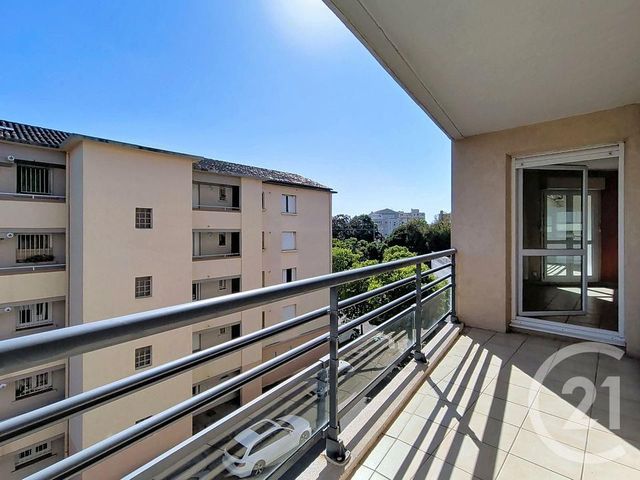 Appartement T4 à vendre - 4 pièces - 102.36 m2 - ST RAPHAEL - 83 - PROVENCE-ALPES-COTE-D-AZUR - Century 21 Sud Habitat