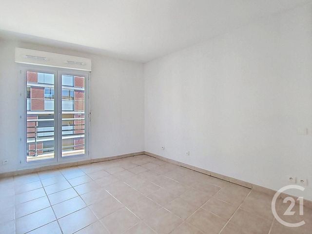 Appartement T4 à vendre - 4 pièces - 102.36 m2 - ST RAPHAEL - 83 - PROVENCE-ALPES-COTE-D-AZUR - Century 21 Sud Habitat