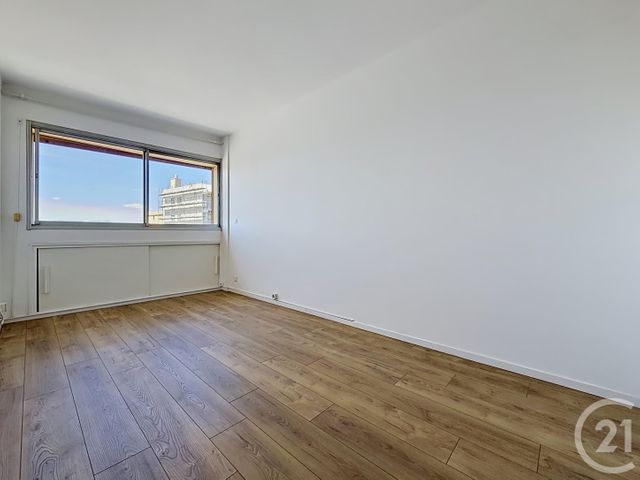 Appartement F3 à vendre - 3 pièces - 71.0 m2 - FREJUS - 83 - PROVENCE-ALPES-COTE-D-AZUR - Century 21 Sud Habitat