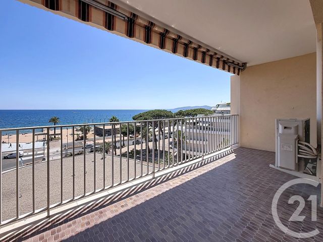 Appartement F3 à vendre - 3 pièces - 71.0 m2 - FREJUS - 83 - PROVENCE-ALPES-COTE-D-AZUR - Century 21 Sud Habitat