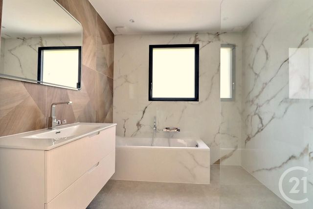 maison à vendre - 4 pièces - 154.0 m2 - LA MOTTE - 83 - PROVENCE-ALPES-COTE-D-AZUR - Century 21 Sud Habitat