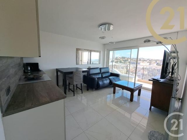 Appartement F2 à vendre - 2 pièces - 47.7 m2 - ST RAPHAEL - 83 - PROVENCE-ALPES-COTE-D-AZUR - Century 21 Sud Habitat