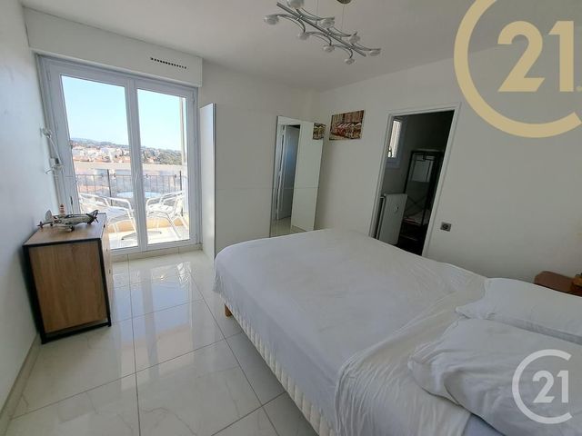 Appartement F2 à vendre - 2 pièces - 47.7 m2 - ST RAPHAEL - 83 - PROVENCE-ALPES-COTE-D-AZUR - Century 21 Sud Habitat