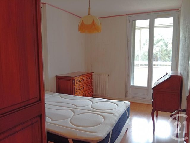Appartement T3 à vendre - 3 pièces - 70.0 m2 - FREJUS - 83 - PROVENCE-ALPES-COTE-D-AZUR - Century 21 Sud Habitat