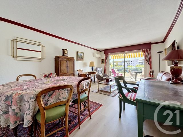 Appartement à vendre - 3 pièces - 74.9 m2 - FREJUS - 83 - PROVENCE-ALPES-COTE-D-AZUR - Century 21 Sud Habitat