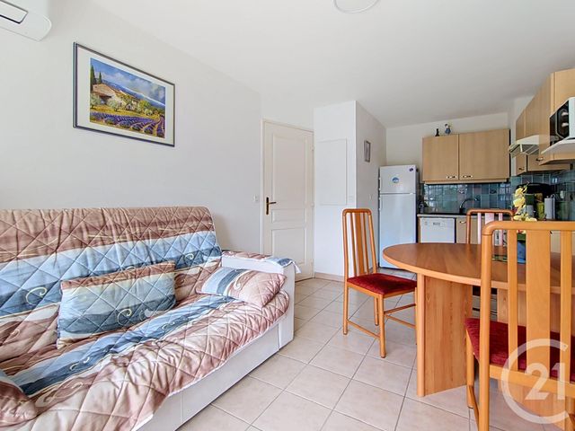 Appartement à vendre - 2 pièces - 30.66 m2 - ST RAPHAEL - 83 - PROVENCE-ALPES-COTE-D-AZUR - Century 21 Sud Habitat