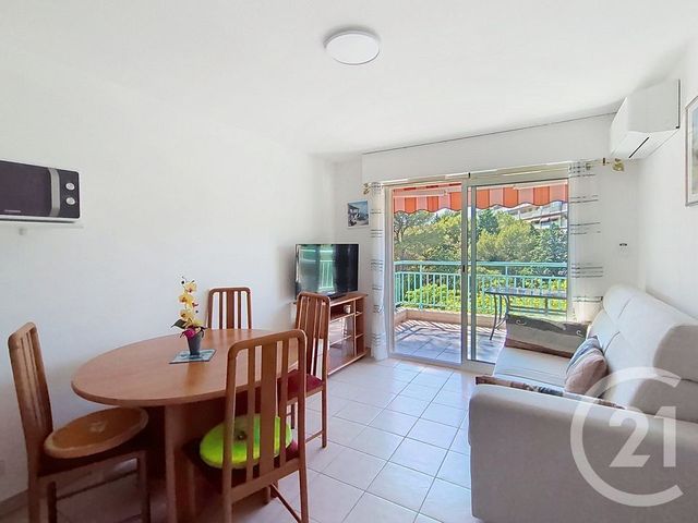 Appartement T2 à vendre - 2 pièces - 30.66 m2 - ST RAPHAEL - 83 - PROVENCE-ALPES-COTE-D-AZUR - Century 21 Sud Habitat