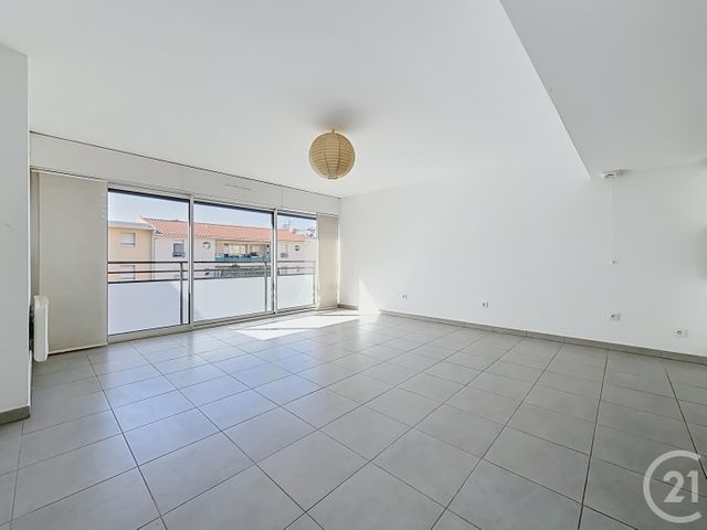 Appartement F2 à vendre - 2 pièces - 53.9 m2 - ST RAPHAEL - 83 - PROVENCE-ALPES-COTE-D-AZUR - Century 21 Sud Habitat