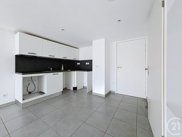 Appartement F2 à vendre - 2 pièces - 53.9 m2 - ST RAPHAEL - 83 - PROVENCE-ALPES-COTE-D-AZUR - Century 21 Sud Habitat