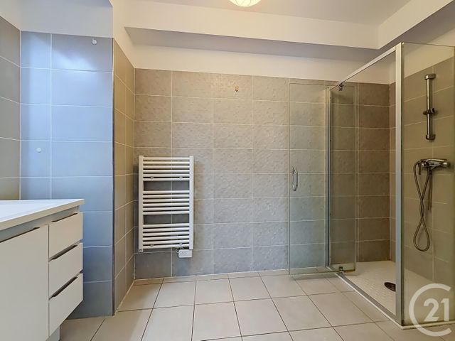 Appartement F2 à vendre - 2 pièces - 53.9 m2 - ST RAPHAEL - 83 - PROVENCE-ALPES-COTE-D-AZUR - Century 21 Sud Habitat