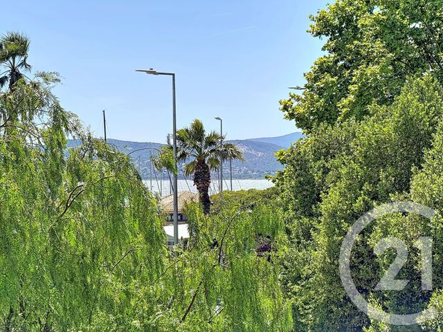 Appartement Studio à vendre - 1 pièce - 31.12 m2 - ST RAPHAEL - 83 - PROVENCE-ALPES-COTE-D-AZUR - Century 21 Sud Habitat