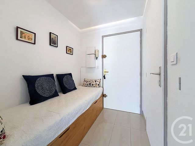 Appartement Studio à vendre - 1 pièce - 31.12 m2 - ST RAPHAEL - 83 - PROVENCE-ALPES-COTE-D-AZUR - Century 21 Sud Habitat