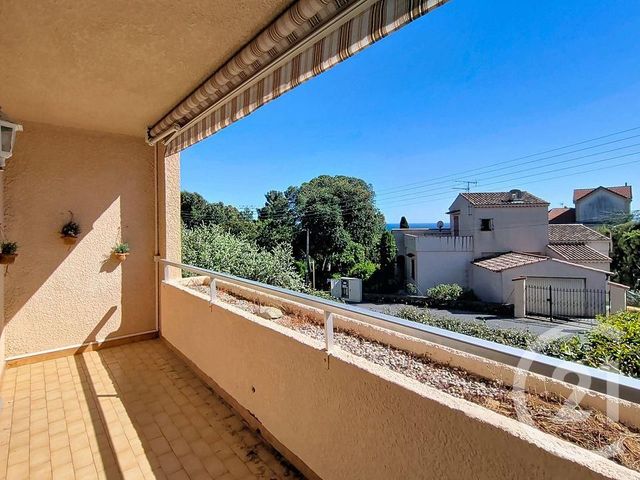 Appartement à vendre - 4 pièces - 77.18 m2 - ST RAPHAEL - 83 - PROVENCE-ALPES-COTE-D-AZUR - Century 21 Sud Habitat