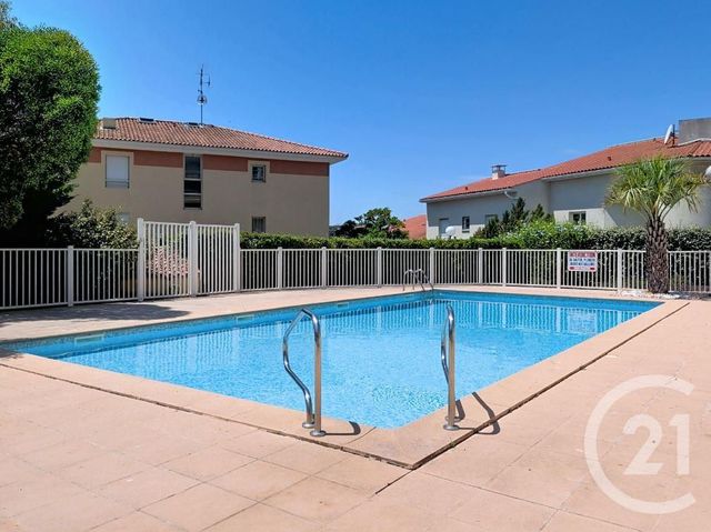 Appartement Studio Cabine à vendre - 1 pièce - 31.33 m2 - ST RAPHAEL - 83 - PROVENCE-ALPES-COTE-D-AZUR - Century 21 Sud Habitat