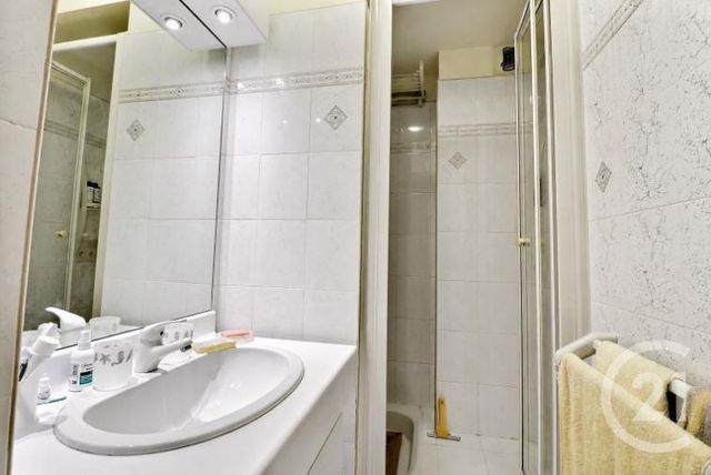 Appartement Studio Cabine à vendre - 1 pièce - 31.33 m2 - ST RAPHAEL - 83 - PROVENCE-ALPES-COTE-D-AZUR - Century 21 Sud Habitat