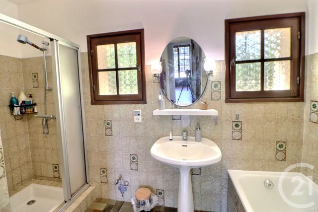 maison à vendre - 5 pièces - 160.0 m2 - ST RAPHAEL - 83 - PROVENCE-ALPES-COTE-D-AZUR - Century 21 Sud Habitat