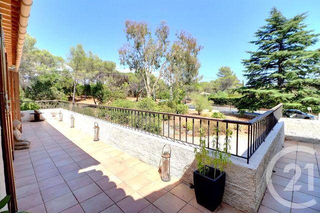 maison à vendre - 5 pièces - 160.0 m2 - ST RAPHAEL - 83 - PROVENCE-ALPES-COTE-D-AZUR - Century 21 Sud Habitat