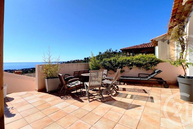 maison à vendre - 4 pièces - 97.94 m2 - LES ISSAMBRES - 83 - PROVENCE-ALPES-COTE-D-AZUR - Century 21 Sud Habitat