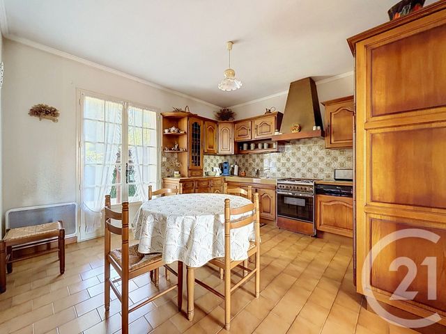 maison à vendre - 6 pièces - 160.0 m2 - ST RAPHAEL - 83 - PROVENCE-ALPES-COTE-D-AZUR - Century 21 Sud Habitat