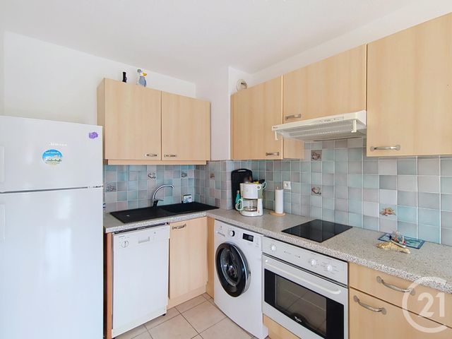 Appartement T2 à vendre - 2 pièces - 30.66 m2 - ST RAPHAEL - 83 - PROVENCE-ALPES-COTE-D-AZUR - Century 21 Sud Habitat