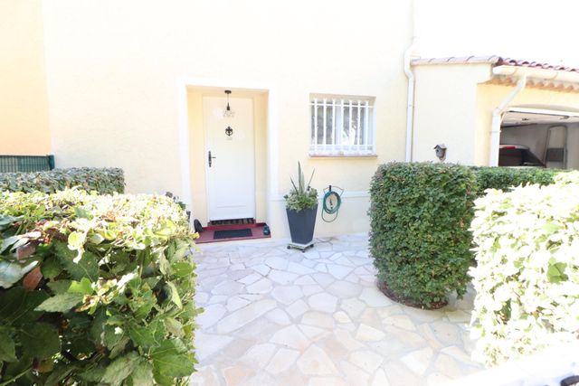 maison à vendre - 3 pièces - 69.82 m2 - FREJUS - 83 - PROVENCE-ALPES-COTE-D-AZUR - Century 21 Sud Habitat
