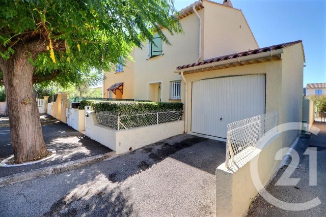 Appartement T3 à vendre - 3 pièces - 69.75 m2 - FREJUS - 83 - PROVENCE-ALPES-COTE-D-AZUR - Century 21 Sud Habitat