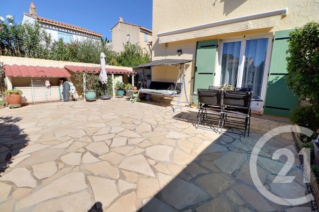 Appartement T3 à vendre - 3 pièces - 69.75 m2 - FREJUS - 83 - PROVENCE-ALPES-COTE-D-AZUR - Century 21 Sud Habitat