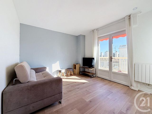 Appartement Studio à vendre - 1 pièce - 17.6 m2 - FREJUS - 83 - PROVENCE-ALPES-COTE-D-AZUR - Century 21 Sud Habitat
