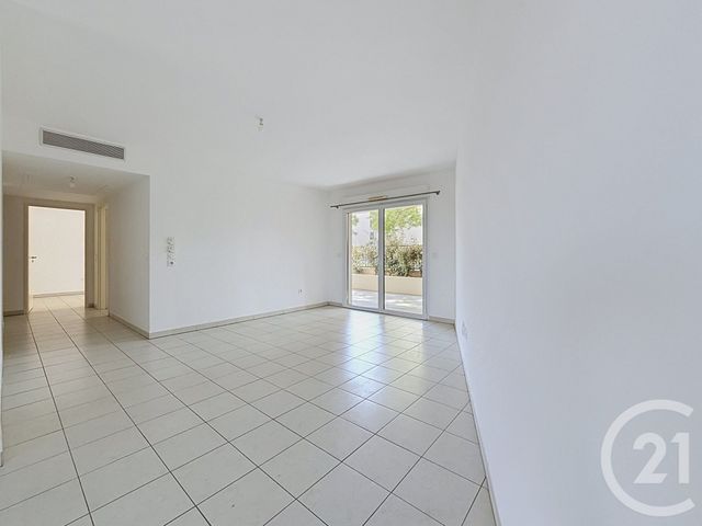 Appartement T3 à vendre - 3 pièces - 70.46 m2 - ST RAPHAEL - 83 - PROVENCE-ALPES-COTE-D-AZUR - Century 21 Sud Habitat