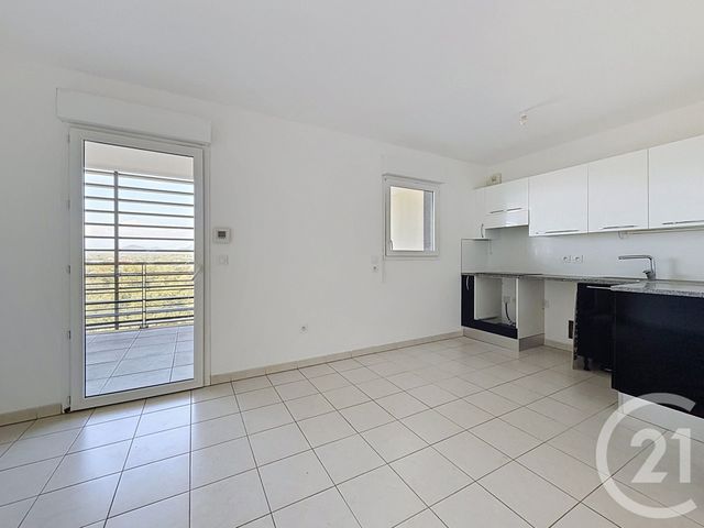 Appartement T3 à vendre - 3 pièces - 70.46 m2 - ST RAPHAEL - 83 - PROVENCE-ALPES-COTE-D-AZUR - Century 21 Sud Habitat