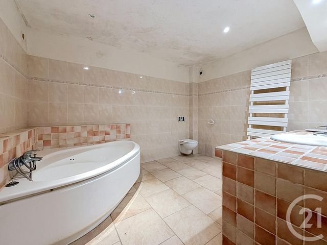 maison à vendre - 5 pièces - 223.0 m2 - ST RAPHAEL - 83 - PROVENCE-ALPES-COTE-D-AZUR - Century 21 Sud Habitat