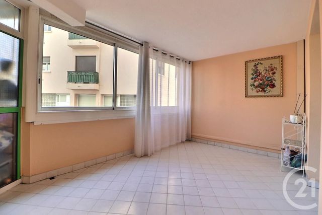 Appartement T3 à vendre - 3 pièces - 72.0 m2 - ST RAPHAEL - 83 - PROVENCE-ALPES-COTE-D-AZUR - Century 21 Sud Habitat