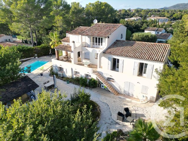 maison à vendre - 9 pièces - 364.0 m2 - ST RAPHAEL - 83 - PROVENCE-ALPES-COTE-D-AZUR - Century 21 Sud Habitat