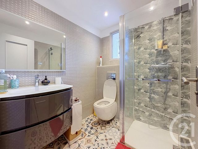 maison à vendre - 9 pièces - 364.0 m2 - ST RAPHAEL - 83 - PROVENCE-ALPES-COTE-D-AZUR - Century 21 Sud Habitat