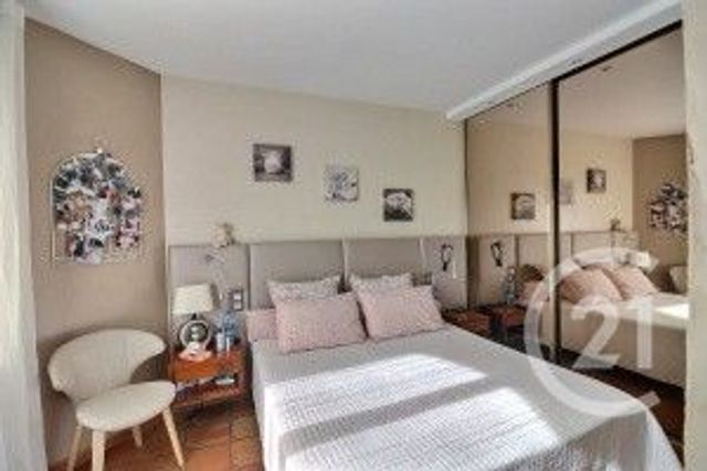 maison à vendre - 5 pièces - 156.6 m2 - FREJUS - 83 - PROVENCE-ALPES-COTE-D-AZUR - Century 21 Sud Habitat
