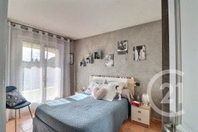 maison à vendre - 5 pièces - 156.6 m2 - FREJUS - 83 - PROVENCE-ALPES-COTE-D-AZUR - Century 21 Sud Habitat