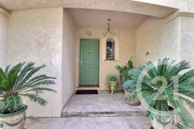 maison à vendre - 5 pièces - 156.6 m2 - FREJUS - 83 - PROVENCE-ALPES-COTE-D-AZUR - Century 21 Sud Habitat