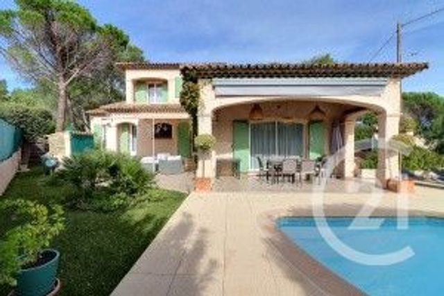 maison à vendre - 5 pièces - 156.6 m2 - FREJUS - 83 - PROVENCE-ALPES-COTE-D-AZUR - Century 21 Sud Habitat