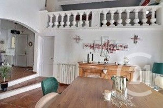 maison à vendre - 5 pièces - 156.6 m2 - FREJUS - 83 - PROVENCE-ALPES-COTE-D-AZUR - Century 21 Sud Habitat